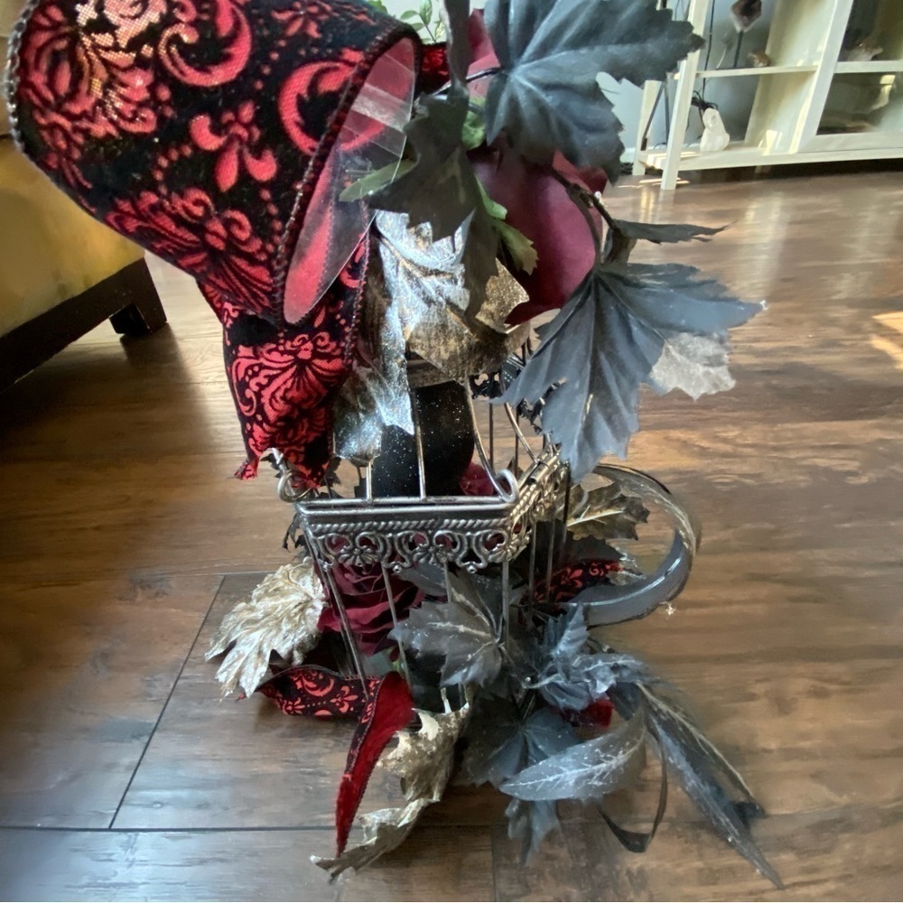 Gothic Halloween Bird Cage - Picture 13 of 14